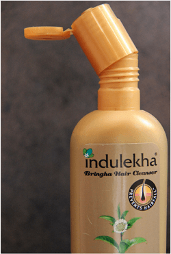 Indulekha Bringha Hair Shampoo Cleanser Review – TheHomeAholic Reviews